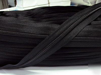 #5 nylon coil continuous zipper chain 20YD (580) black