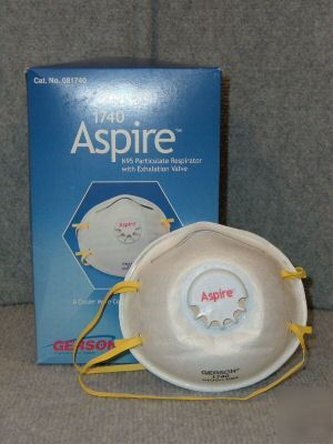 1740 N95 particulate respirator with valve - 10 pack