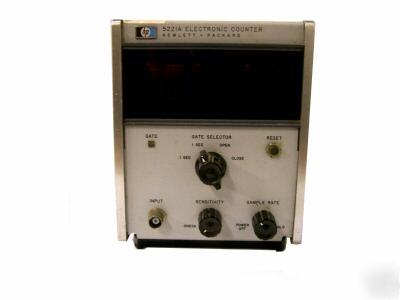 Hewlett-packard model 5221A frequency counter