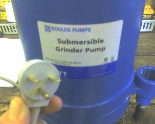 Goulds 2HP 230V submersible sewage grinder pump