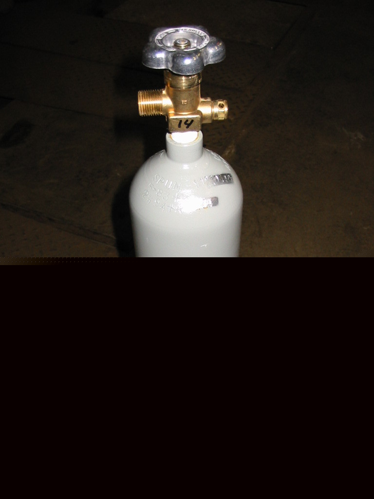 New 6LB CO2 cylinder w/valve (for beer) test date