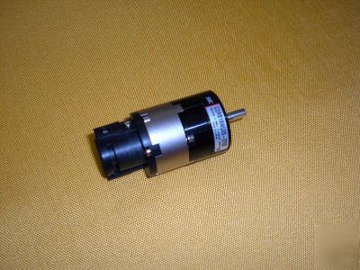 New smc compact rotary actuator CDRB1BWU20-270S 