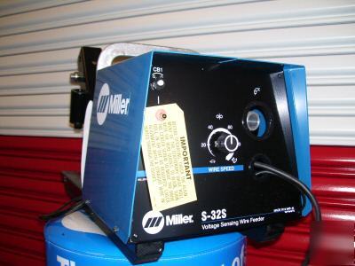 Miller 088816 s-32S wire feeder - voltage sensing