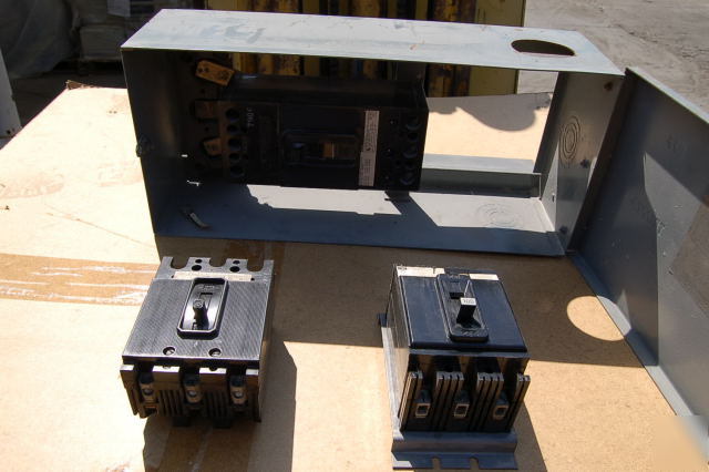 Ite 200 amp 30 fpe 100 circuit breakers bus plug 3 pole