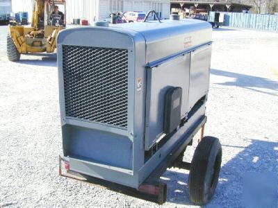2002 lincoln sae-400 diesel welder on trailer 
