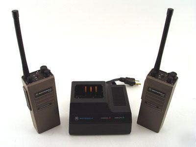 2 used motorola vhf HT50 radios 2CH 5W + rapid charger