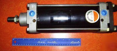Air cylinder 100MM bore x 160MM stroke 25MM rod
