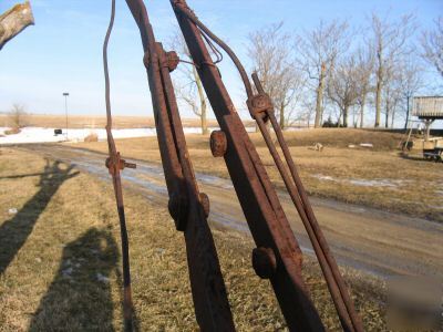 John deere 2 bottom trip plow