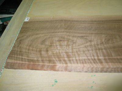 Curly figured black walnut veneer 80 sq. ft. lot 3067