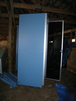 19 inch electronic component racking unit