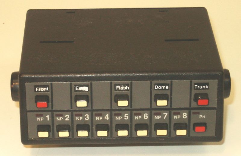 Motorola syntor x system 90 8 channel scan control head