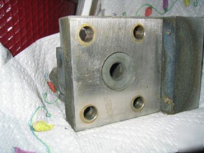 Sodick edm lower head