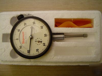 Starrett dial indicator reads 0-1
