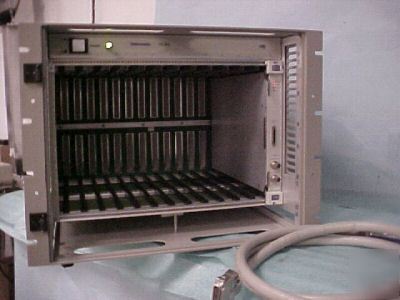 Tektronix VX1401 13 slot vxi mainframew / hp E1483A vxi