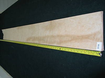 Nice birdseye maple veneer w/heartwood 37 sqft lot 3110