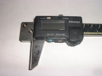 Tube thickness digital caliper 0-6