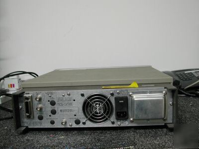 Hp signal generator hp 8656B